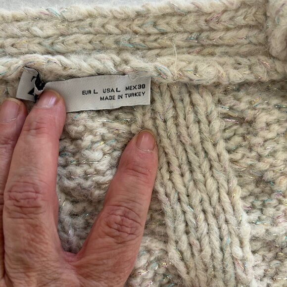 ZARA Cable Knit Cardigan Sweater SZL Cream Sparkle Threads Gem Button Chunky - Picture 9 of 11